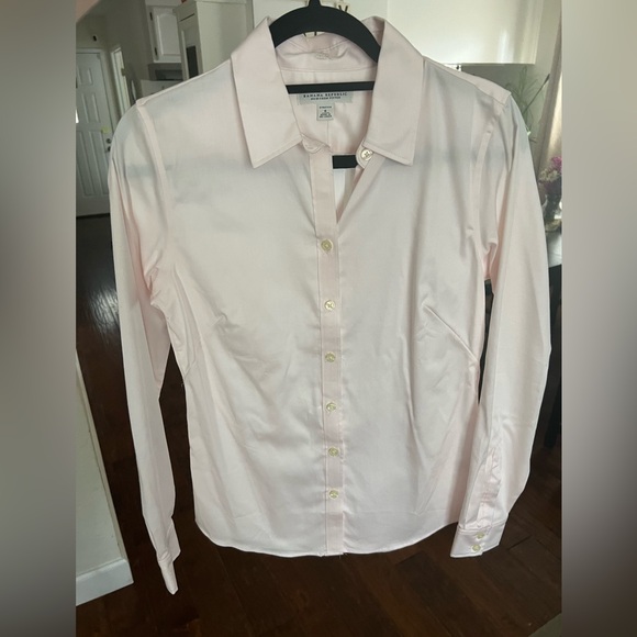 NWT BANANA REPUBLIC non-iron fitted light baby pink long sleeve button blouse - Picture 8 of 9
